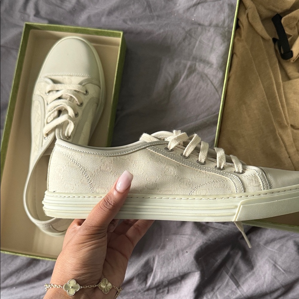 Beige Gucci Sneakers